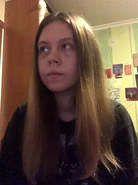 LunaVirelle online show from October 13, 2025, 6:19 pm