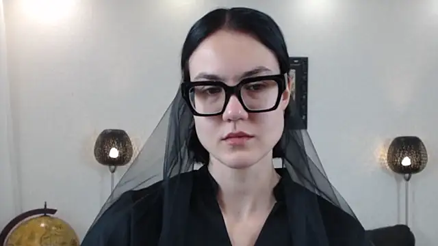 Marie Fitch online show from October 31, 2025, 1:56 pm