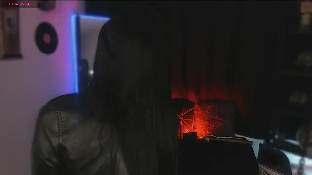 miiaa stone online show from October 20, 2025, 4:57 am