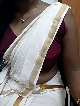 Snapshot of Tamilmallu-duskygirl03 chatting on January 19, 2026, 5:33 am Tamilmallu-duskygirl03 online show from January 19, 2026, 5:33 am