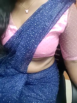 Snapshot of Tamilmallu-duskygirl03 chatting on March 23, 2026, 7:23 am Tamilmallu-duskygirl03 online show from March 23, 2026, 7:23 am