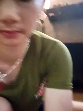 Snapshot of gio-thu chatting on July 3, 2026, 10:21 am gio-thu online show from July 3, 2026, 10:21 am