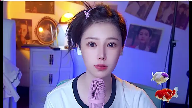 Snapshot of cherry-fa chatting on August 2, 2026, 12:03 pm cherry-fa online show from August 2, 2026, 12:03 pm