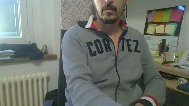 Kawayleo online show from November 4, 2025, 10:47 am