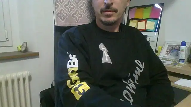 Kawayleo online show from November 12, 2025, 2:17 pm