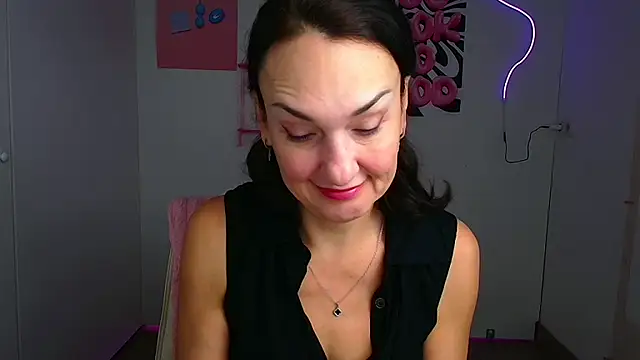 Rosie Rosee online show from February 26, 2026, 12:37 pm