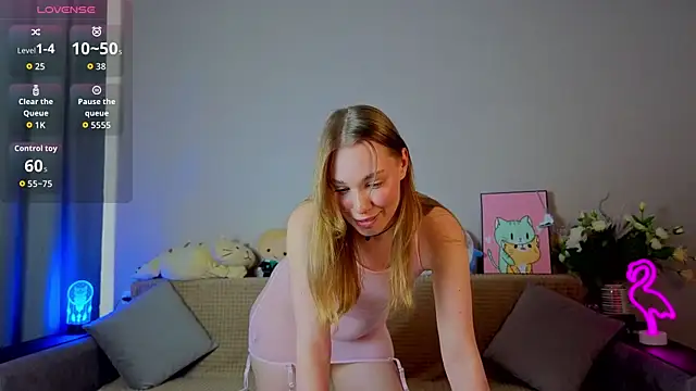 ElizaPurrr online show from April 16, 2026, 10:49 am