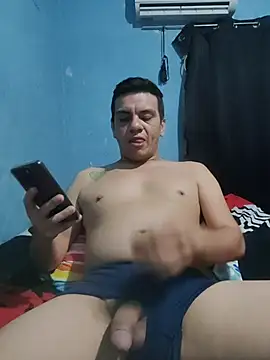 Snapshot of Aturo77 chatting on November 24, 2025, 4:12 am Aturo77 online show from November 24, 2025, 4:12 am