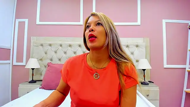 ailamoreno online show from October 17, 2025, 12:19 pm