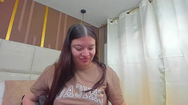 Snapshot of AmbarGills chatting on February 12, 2026, 12:55 pm AmbarGills online show from February 12, 2026, 12:55 pm