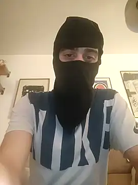 Pimpinela23 online show from November 7, 2025, 7:25 pm