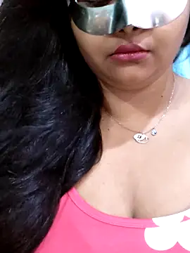 naina5 online show from October 20, 2025, 10:32 pm