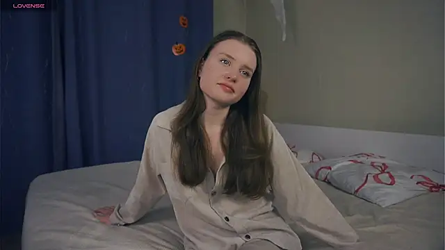 SunRinglein online show from November 13, 2025, 7:02 pm