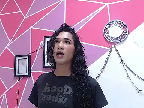 Snapshot of Tifany_Adams chatting on October 21, 2025, 8:53 pm Tifany Adams online show from October 21, 2025, 8:53 pm