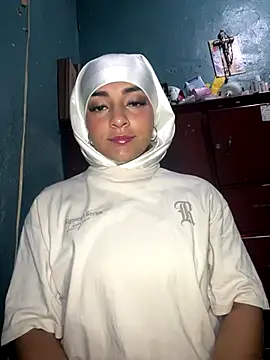 Snapshot of CelestSkyy chatting on October 14, 2025, 3:18 am CelestSkyy online show from October 14, 2025, 3:18 am