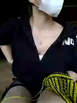 Snapshot of marylove-cc chatting on October 19, 2025, 2:01 am marylove-cc online show from October 19, 2025, 2:01 am
