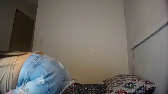 you yuyuu online show from April 15, 2026, 3:57 am