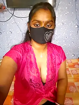 Snapshot of Sweet-Maddlina chatting on January 12, 2026, 5:12 am Sweet-Maddlina online show from January 12, 2026, 5:12 am