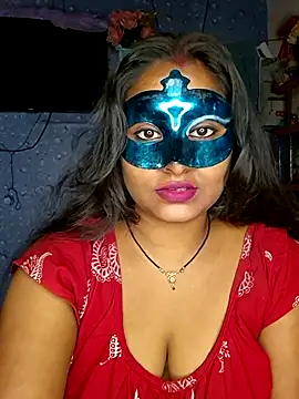 Snapshot of Sweet-Maddlina chatting on May 30, 2026, 1:03 am Sweet-Maddlina online show from May 30, 2026, 1:03 am