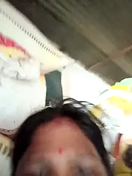 Snapshot of Hot_hat chatting on October 15, 2025, 2:55 am Hot hat online show from October 15, 2025, 2:55 am