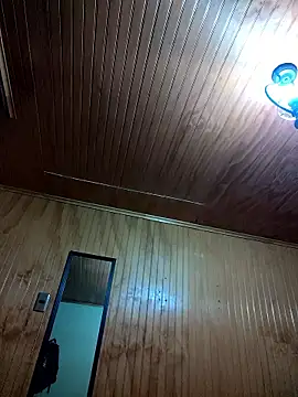 Snapshot of Tophe1 chatting on October 12, 2025, 8:13 am Tophe1 online show from October 12, 2025, 8:13 am