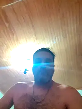 Snapshot of Tophe1 chatting on October 24, 2025, 9:06 am Tophe1 online show from October 24, 2025, 9:06 am