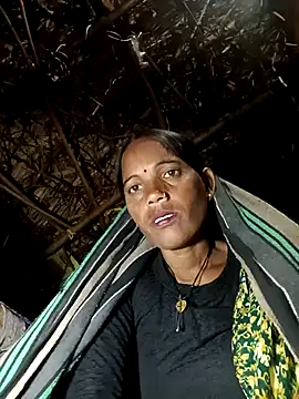 Cutsedi3 online show from November 6, 2025, 10:10 pm