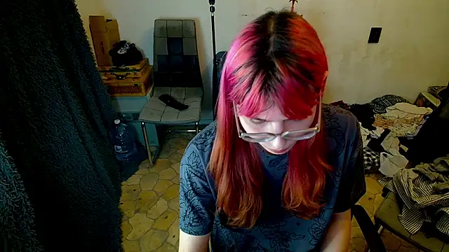 Lizochka1337 online show from January 5, 2026, 10:35 pm