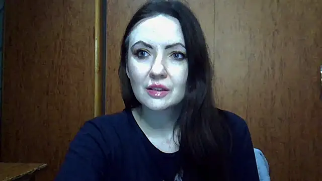 Snapshot of Kalorinn chatting on February 28, 2026, 3:24 pm Kalorinn online show from February 28, 2026, 3:24 pm