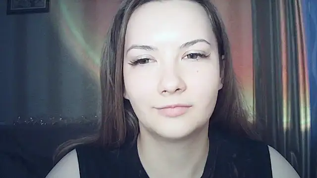 MoodieMira online show from February 5, 2026, 2:33 pm