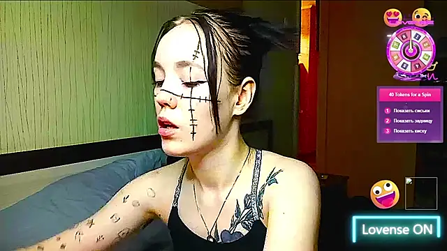JennyRass online show from May 17, 2026, 4:47 pm