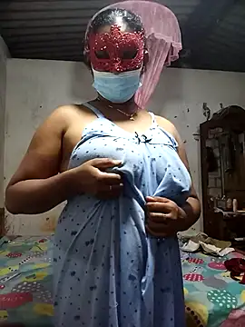 Snapshot of HarshiStar7 chatting on October 27, 2025, 2:32 pm HarshiStar7 online show from October 27, 2025, 2:32 pm