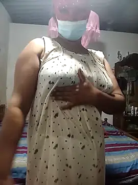 Snapshot of HarshiStar7 chatting on February 17, 2026, 10:05 pm HarshiStar7 online show from February 17, 2026, 10:05 pm