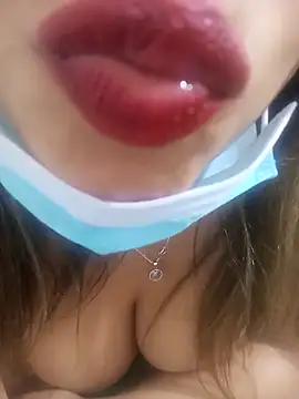 FATIFATIMOROC online show from March 22, 2026, 10:13 pm