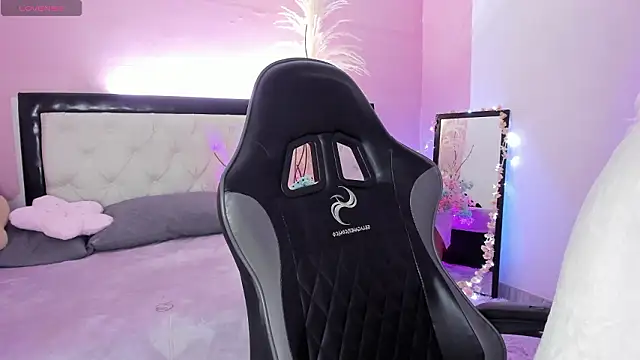 Barbieteeen online show from March 1, 2026, 4:25 am