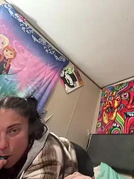 Mustbethemoney1234 online show from April 7, 2026, 10:42 pm