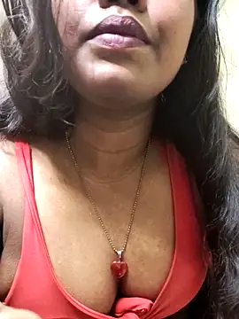 Snapshot of Lovely_Payal chatting on April 28, 2026, 3:55 am Lovely Payal online show from April 28, 2026, 3:55 am