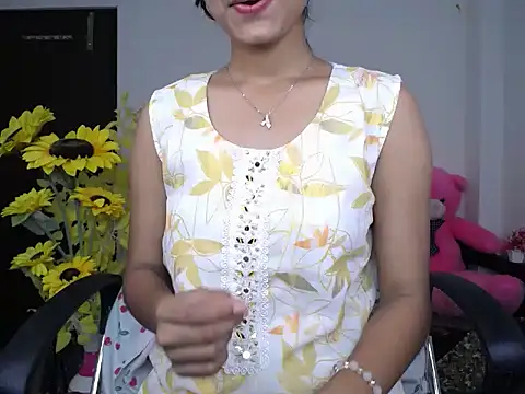 Snapshot of Hot_Kareena chatting on October 20, 2025, 5:52 am Hot Kareena online show from October 20, 2025, 5:52 am