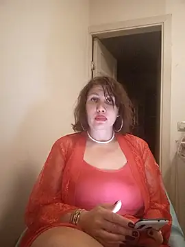 Snapshot of Ambika_beauty chatting on October 19, 2025, 4:07 pm Ambika beauty online show from October 19, 2025, 4:07 pm