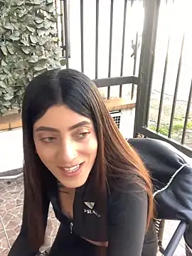 ElectraPink  online show from December 19, 2025, 12:45 pm