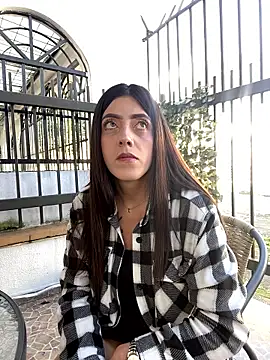 ElectraPink  online show from January 7, 2026, 1:02 pm