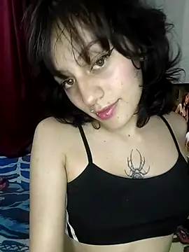 issa bunny online show from October 15, 2025, 12:44 am