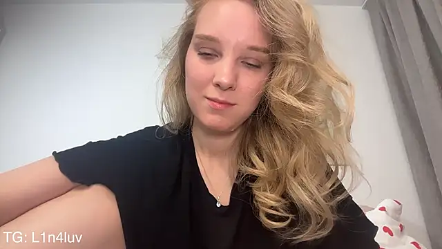 AIicaparkerc online show from March 22, 2026, 6:22 pm