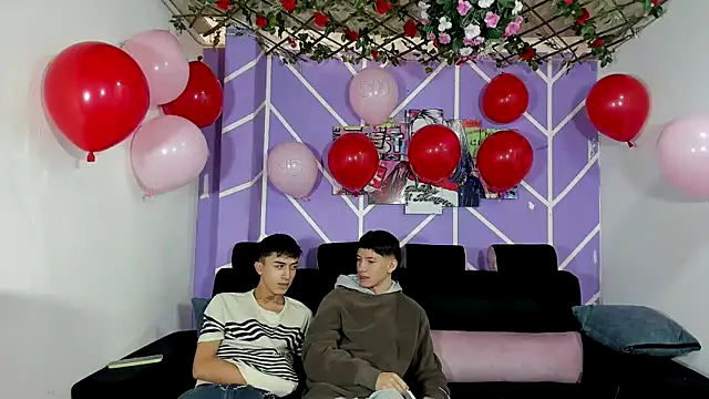 heyy noah11 online show from February 15, 2026, 1:41 pm