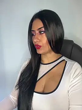  Isabella 1 online show from November 25, 2025, 2:33 am