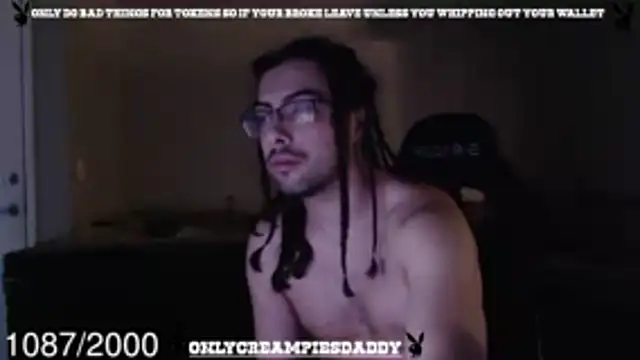Snapshot of onlycreampiesdaddy chatting on May 17, 2026, 7:43 pm onlycreampiesdaddy online show from May 17, 2026, 7:43 pm