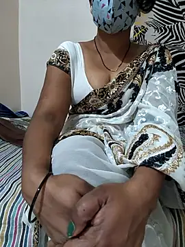 Best Kannada Couple online show from November 3, 2025, 5:25 pm