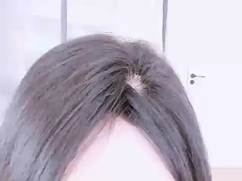 lovezier online show from October 28, 2025, 12:47 am