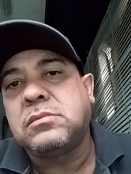 Snapshot of valboy08 chatting on February 1, 2026, 10:25 am valboy08 online show from February 1, 2026, 10:25 am