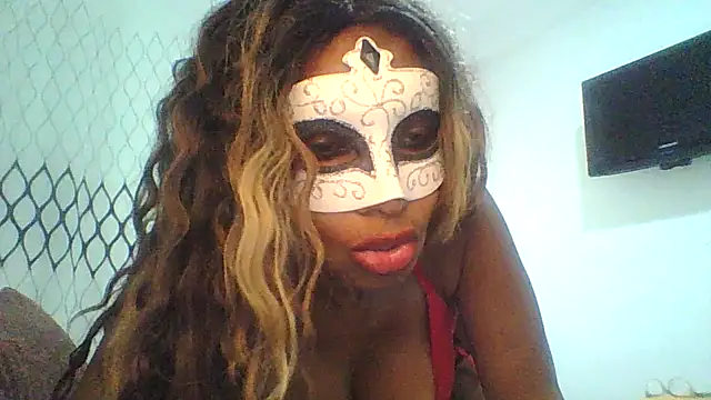 Snapshot of wchocolate chatting on October 18, 2025, 11:55 am wchocolate online show from October 18, 2025, 11:55 am